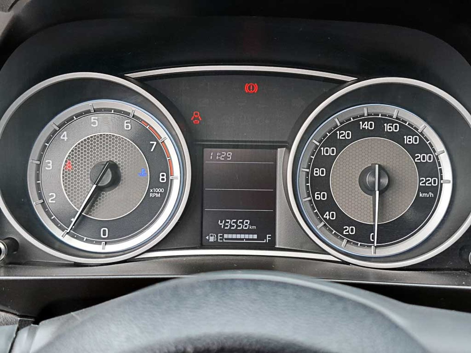 SUZUKI DZIRE (IN) 1.2 GL MT 2024 - Imagen 17 de 19