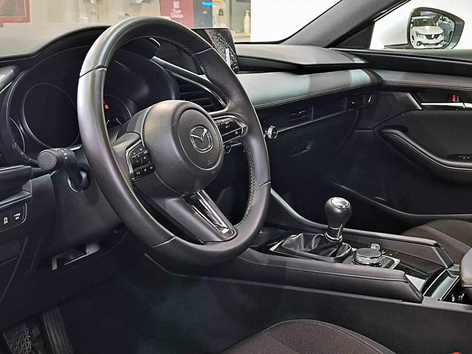 MAZDA 3 SPORT (IN) 2.0 SPORT CORE MT 2025 - Imagen 11 de 20