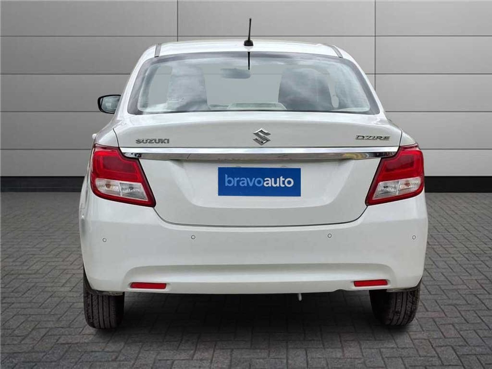 Suzuki DZIRE 1.2 GL MT 2024 - Foto 3 de 19