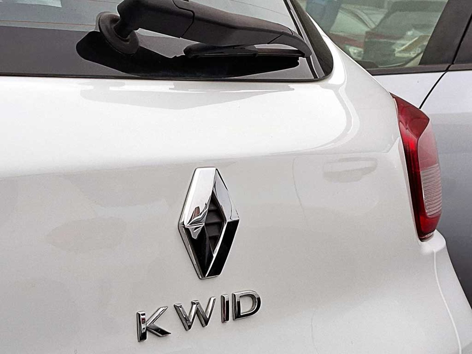 Renault KWID (IN) 1.0 HB INTENS MT 2024 - Imagen 9 de 19