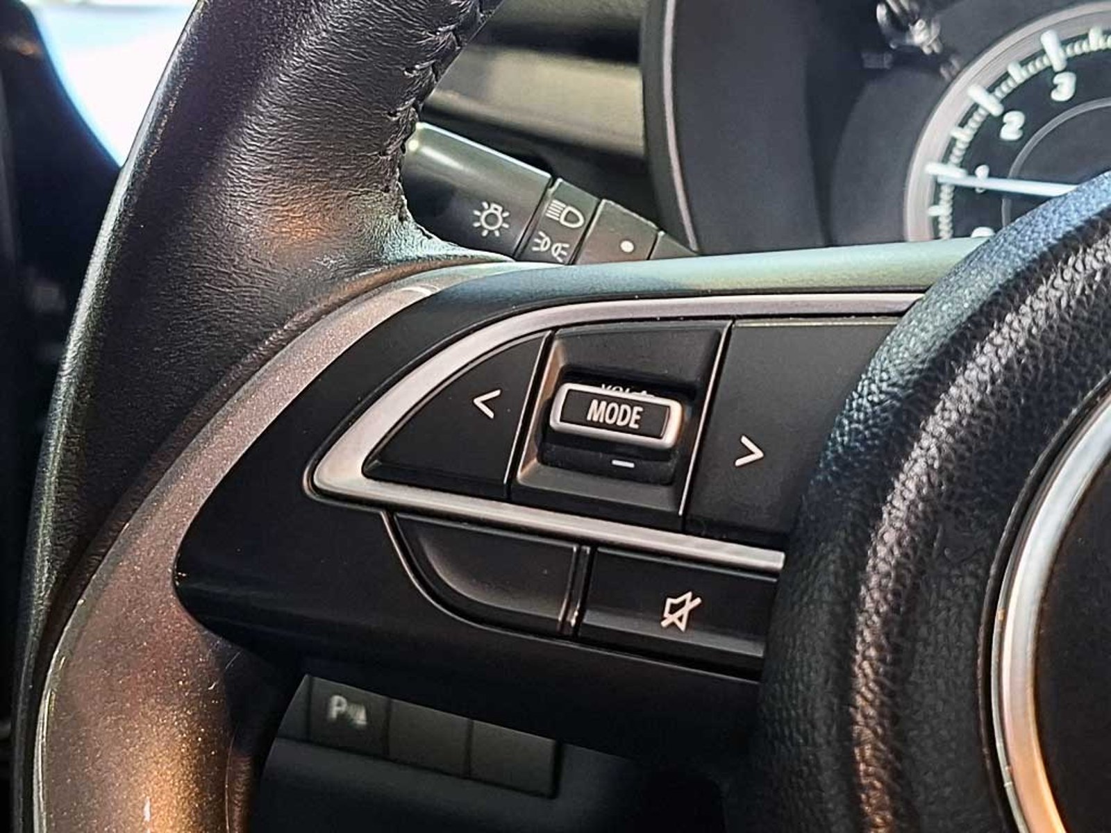 SUZUKI BALENO (IN) 1.5 GLS MT 2024 - Imagen 16 de 20