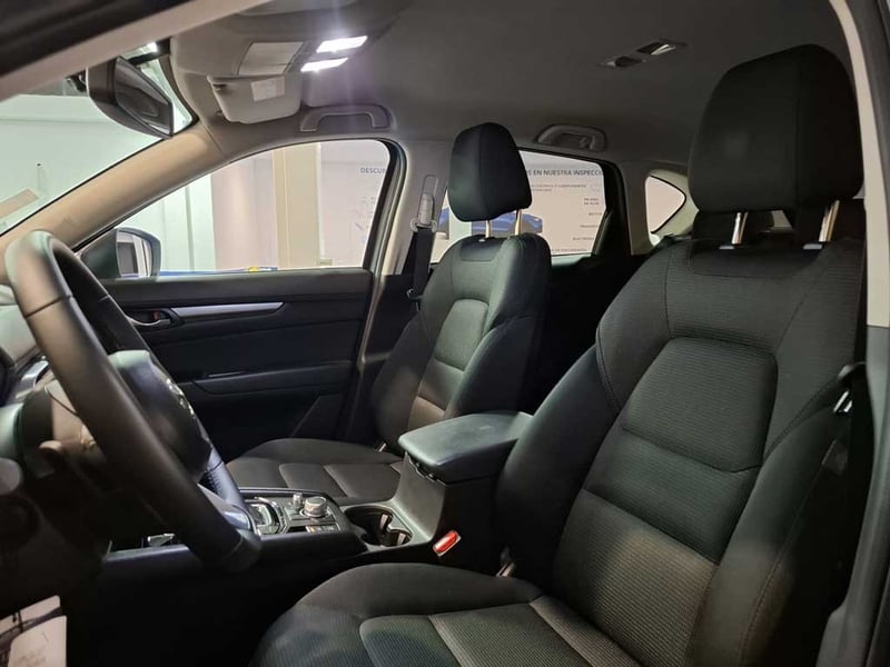 Mazda CX-5 2.0 CORE AT 2025 - Imagen 16 de 20
