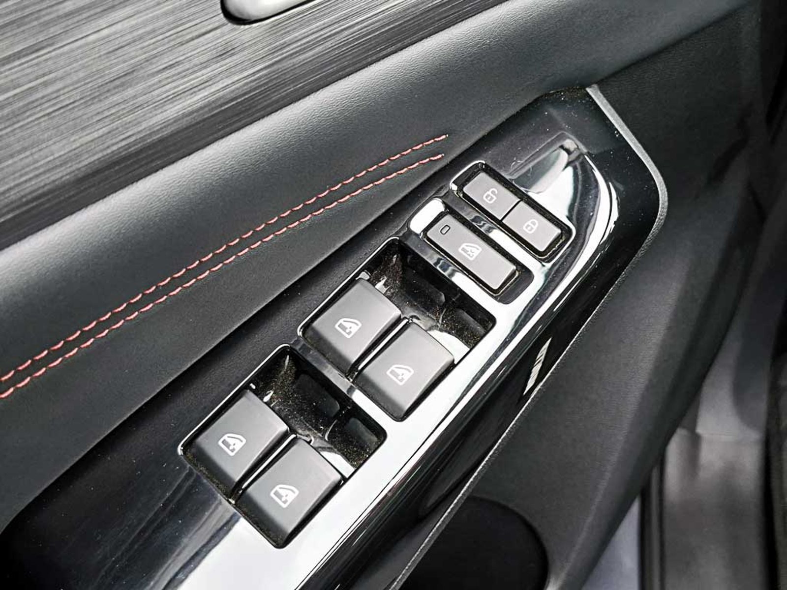 Changan HUNTER 2.0 REEV ELITE AT 4X4 2026 - Imagen 14 de 20