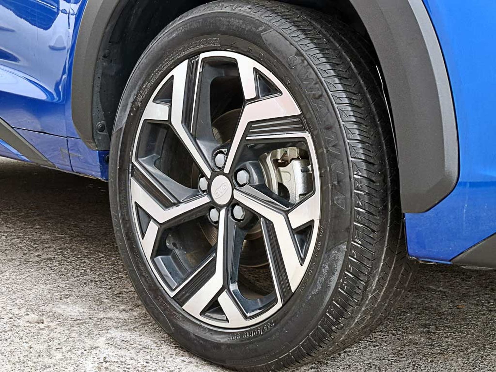JAC JS8 (IN) 1.5 LUXURY SE DCT AT 2024 - Imagen 8 de 20