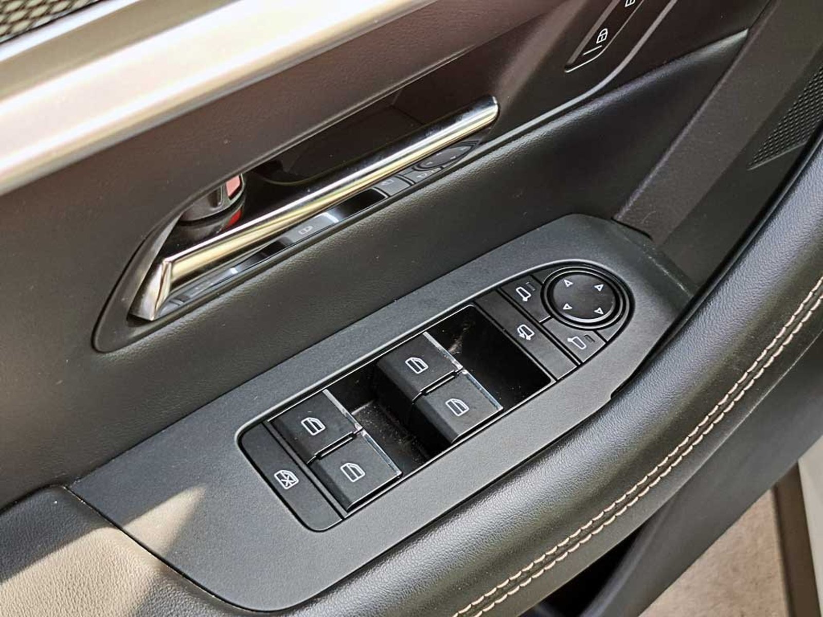 Mazda CX-60 3.3 PREMIUM SPORT DSL AT 4X4 HIBRIDO 2025 - Imagen 12 de 20