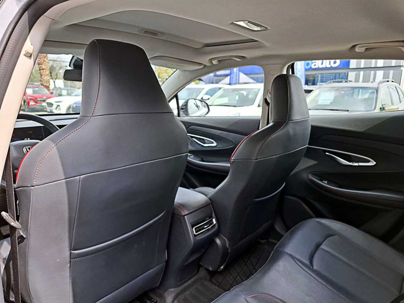 Changan UNI-T 1.5 LUXURY AT 2024 - Imagen 12 de 17
