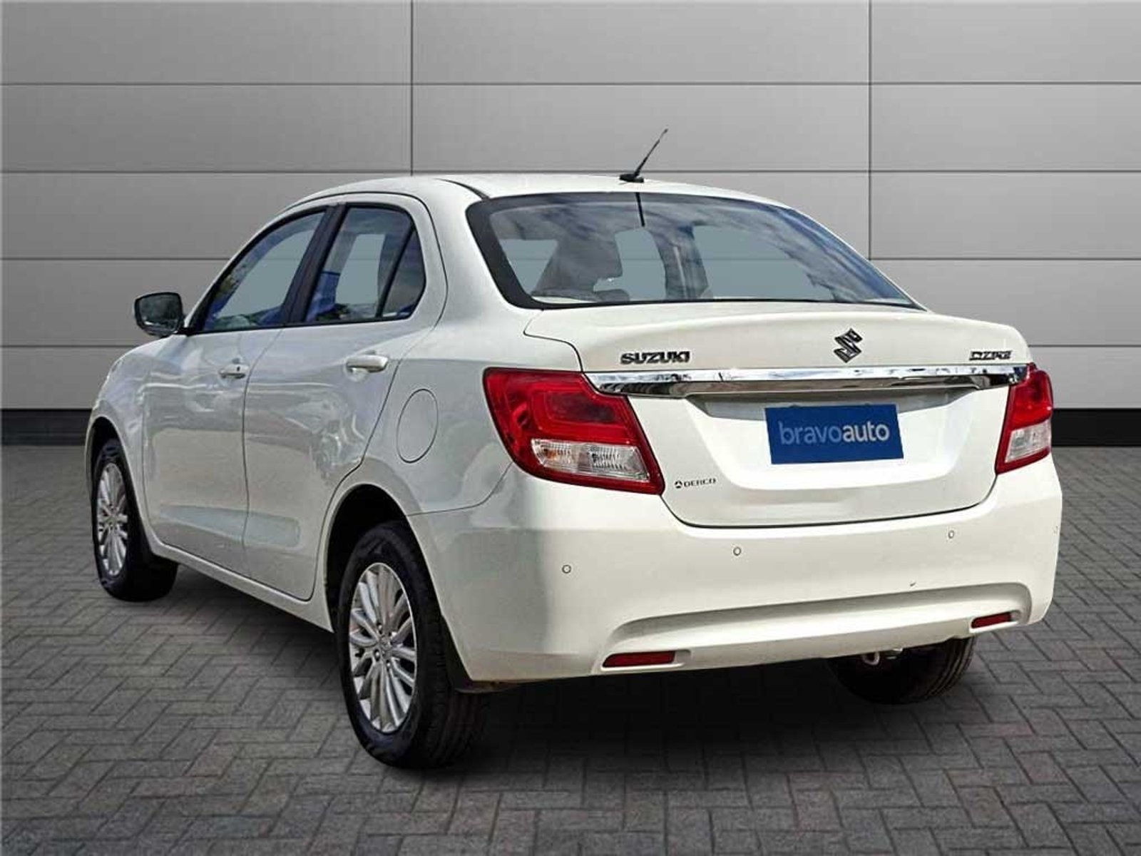 Suzuki DZIRE 1.2 GL SPORT MT 2024 - Foto 2 de 18