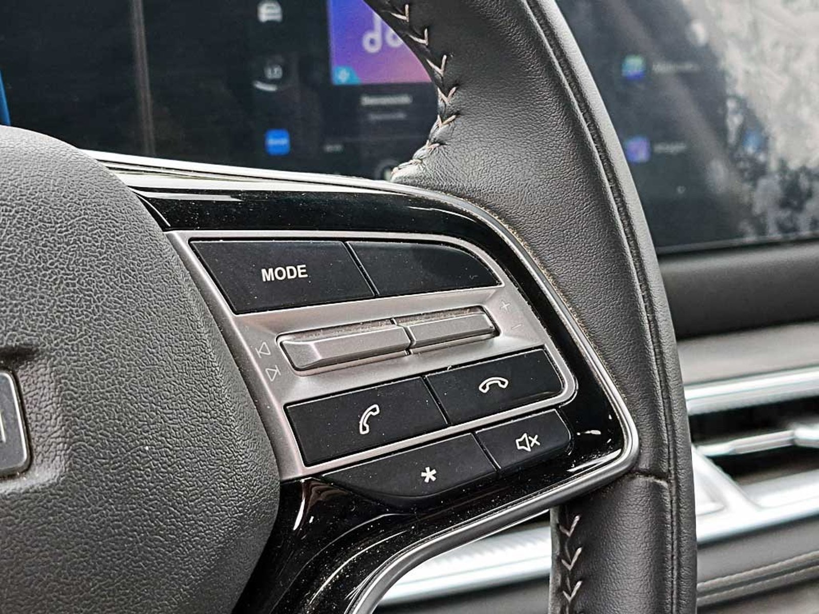 DFSK SUV 600 (IN) 1.5 T LUXURY AT 2024 - Imagen 18 de 20