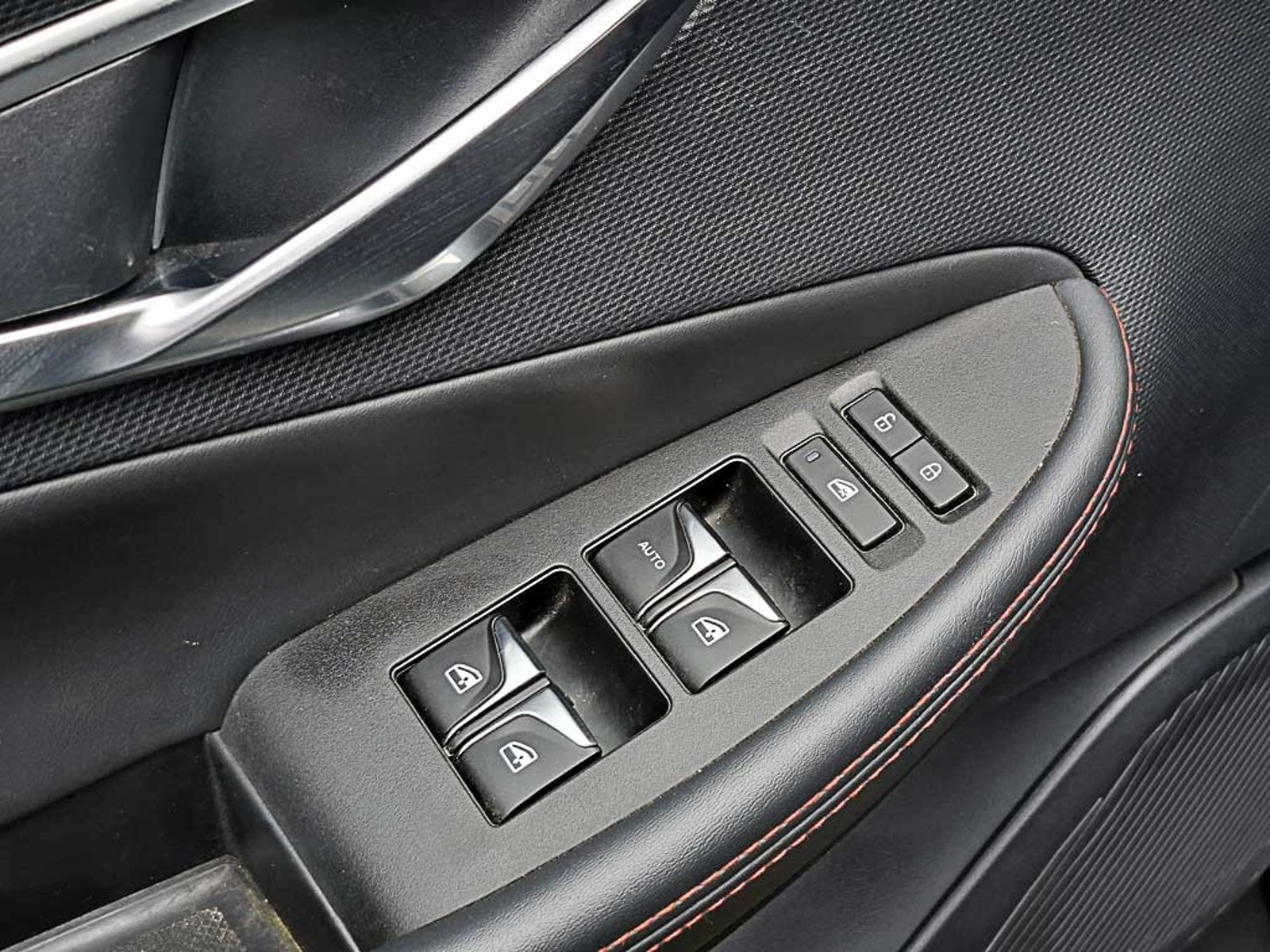 CHANGAN UNI-T (IN) 1.5 TURBO AUT 2024 - Imagen 11 de 20