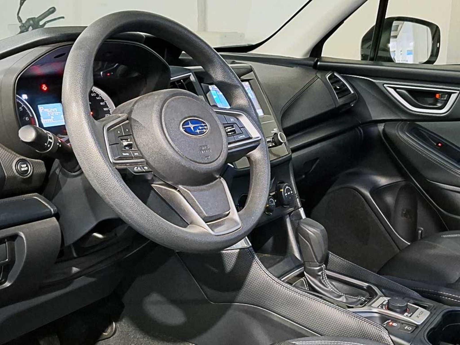 SUBARU FORESTER (IN) 2.0 X AT 4X4 2024 - Imagen 10 de 20