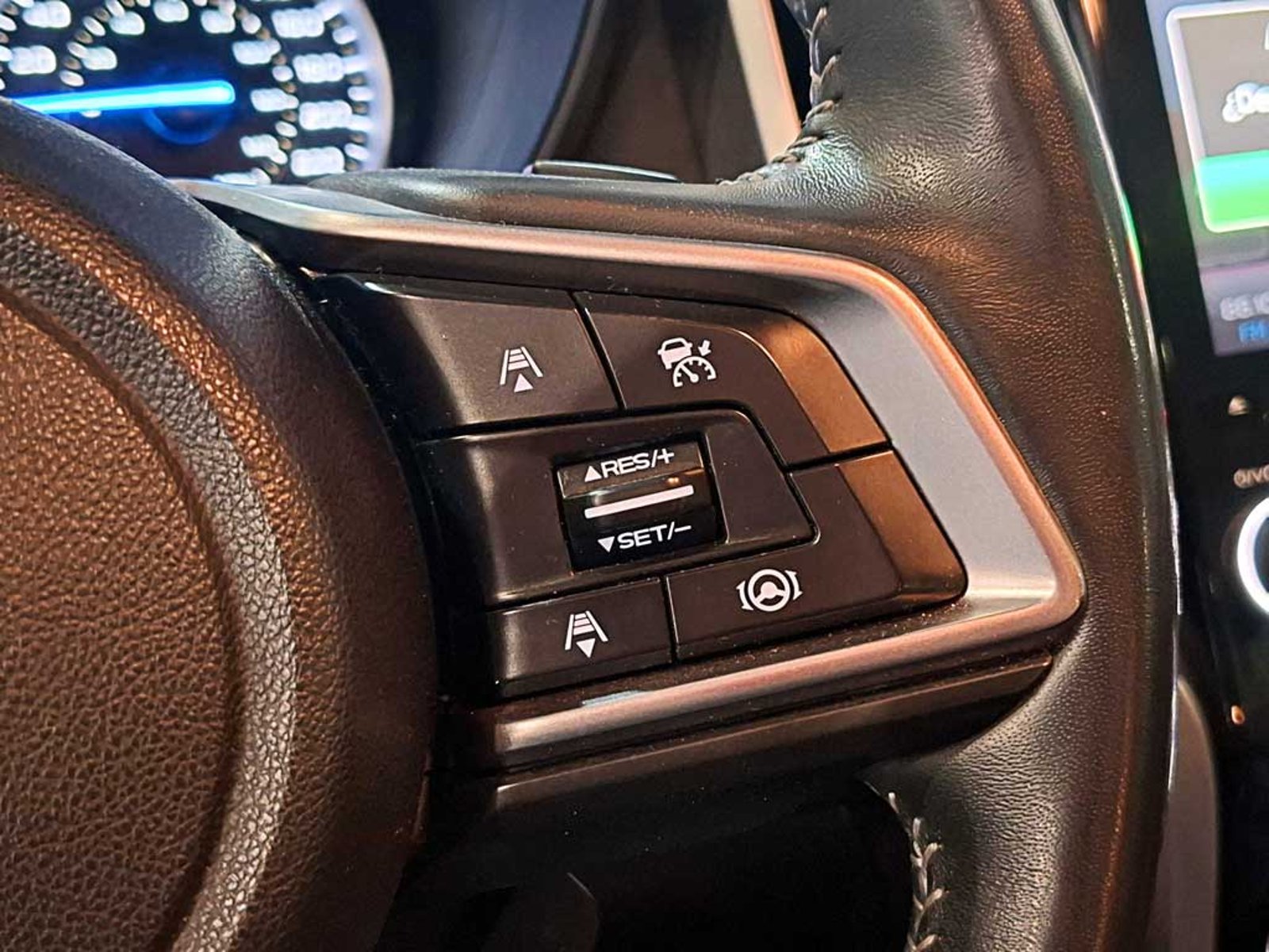 Subaru EVOLTIS 2.4 T TOURING GARDX AT 4X4 2023 - Imagen 18 de 20
