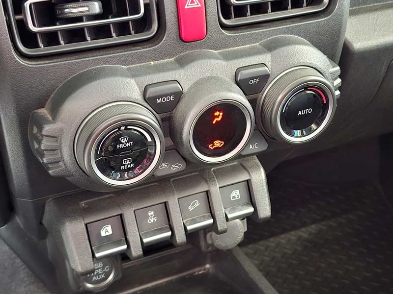Suzuki JIMNY 1.5 GLX AT 4X4 2026 - Imagen 19 de 20
