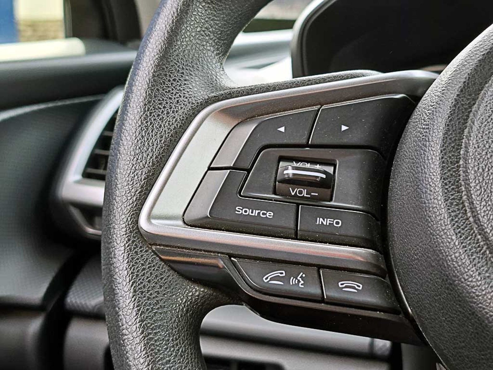 Subaru FORESTER 2.0 X AT 4X4 2024 - Imagen 18 de 20