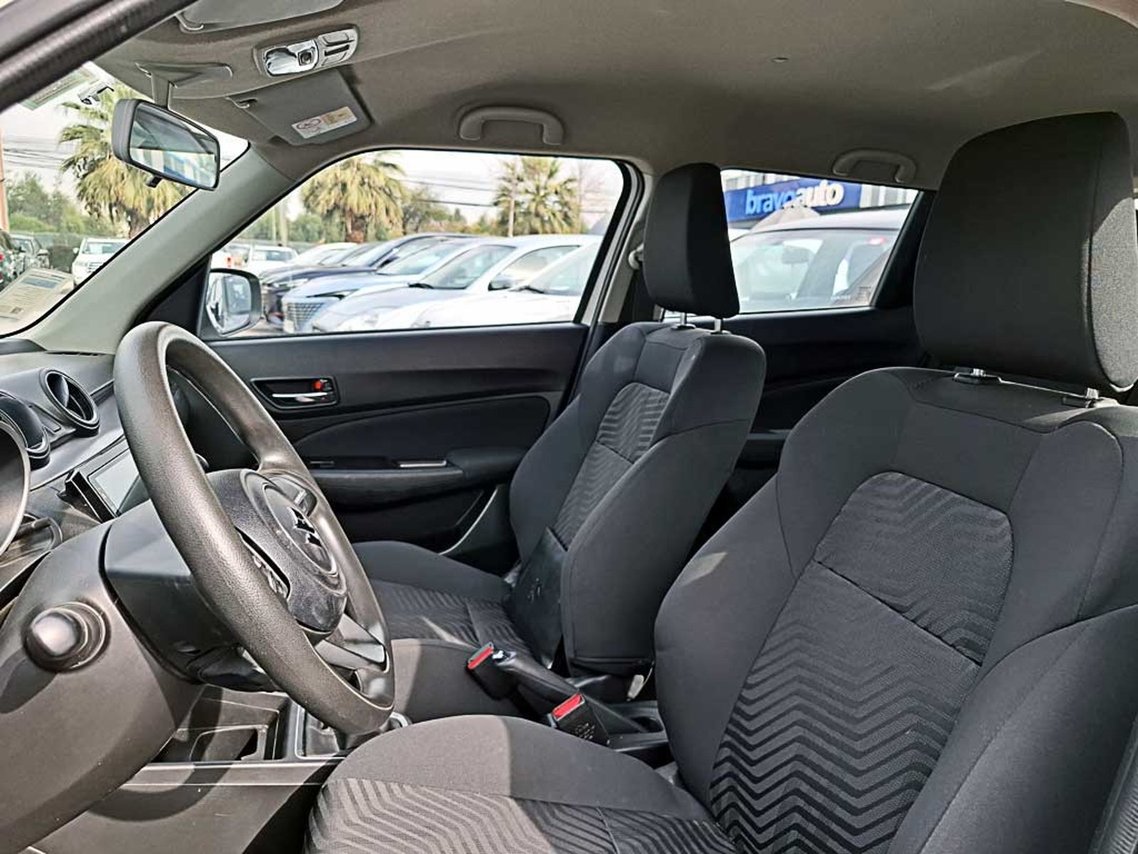 SUZUKI SWIFT (IN) 1.2 SPORT GL MT 2024 - Imagen 12 de 20