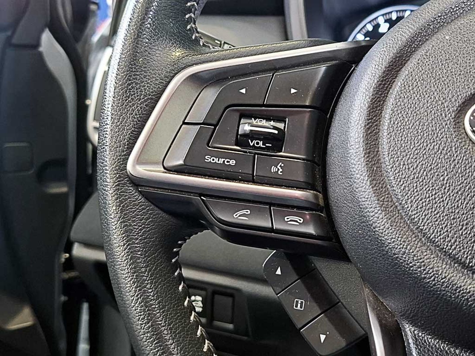 SUBARU OUTBACK 2.5 DYNAMIC AT 4X4 2023 - Imagen 18 de 20