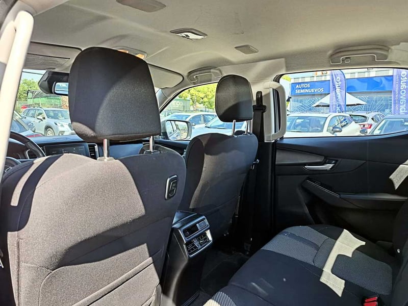 Mazda BT-50 3.0 DC HIGH AT 4X4 DIESEL 2025 - Imagen 15 de 20