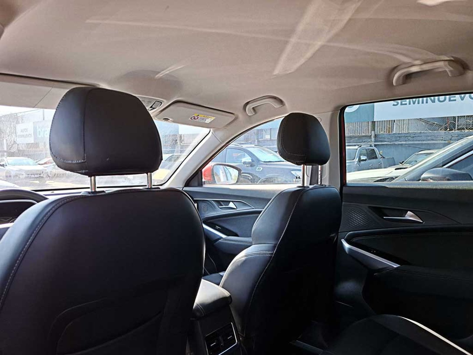 JAC JS8 1.5 LUXURY SE DCT AT 2024 - Imagen 13 de 18