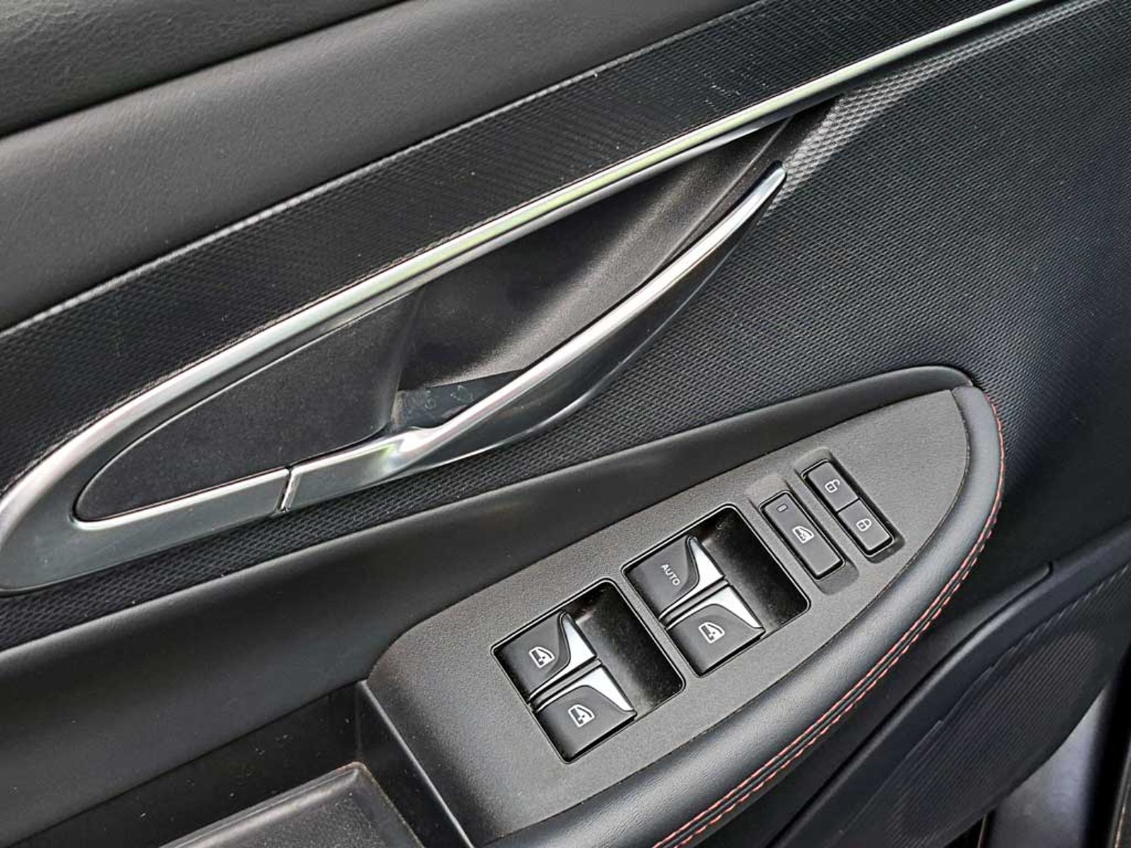 Changan UNI-T 1.5 LUXURY AT 2024 - Imagen 14 de 20