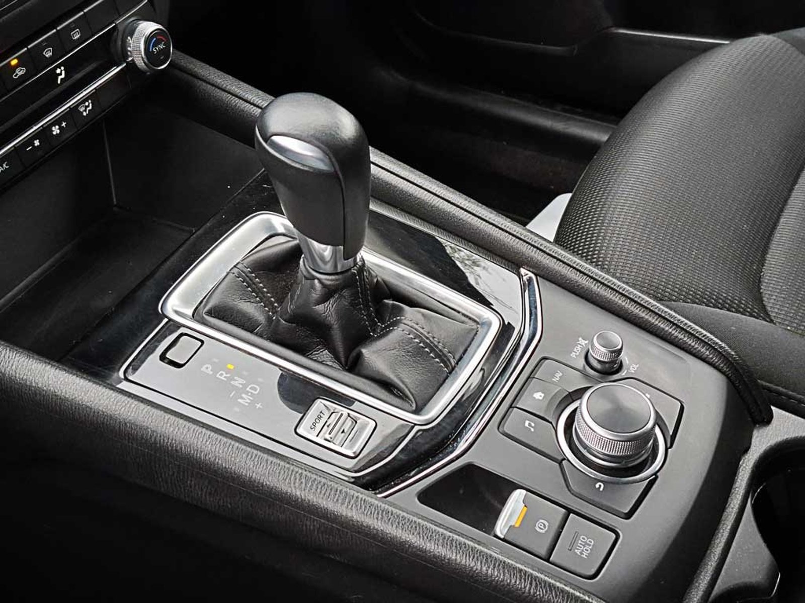 MAZDA CX-5 2.0L ALL NEW CX-5 R 2WD CA 6AT 2020 - Imagen 19 de 20