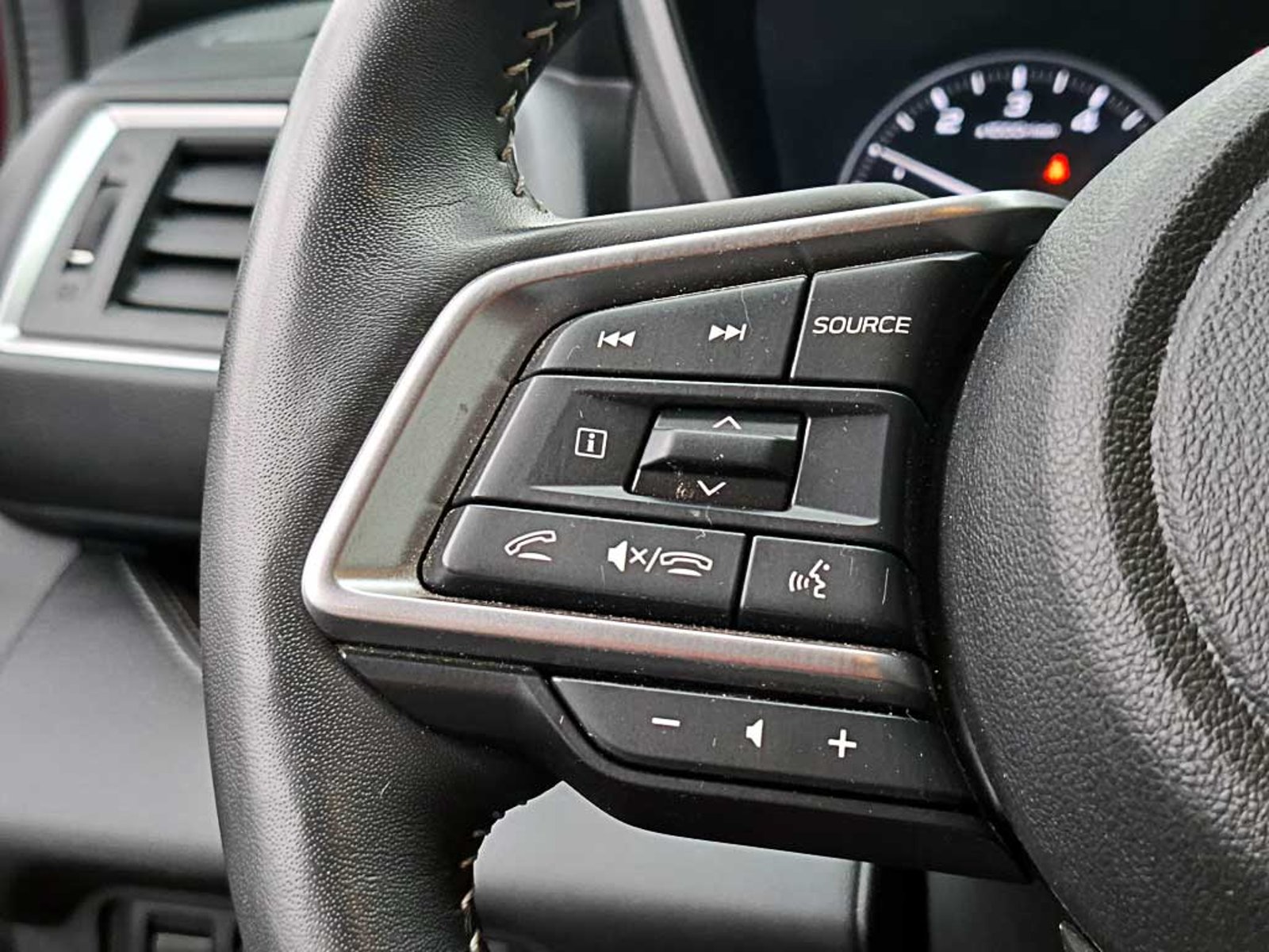 Subaru EVOLTIS (IN) 2.4 T TOURING GARDX AT 4X4 2025 - Imagen 19 de 20