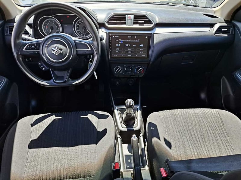 Suzuki DZIRE 1.2 GL MT 2024 - Imagen 12 de 20