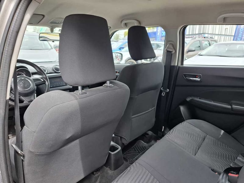 Suzuki SWIFT 1.2 GL MT 2024 - Imagen 15 de 19