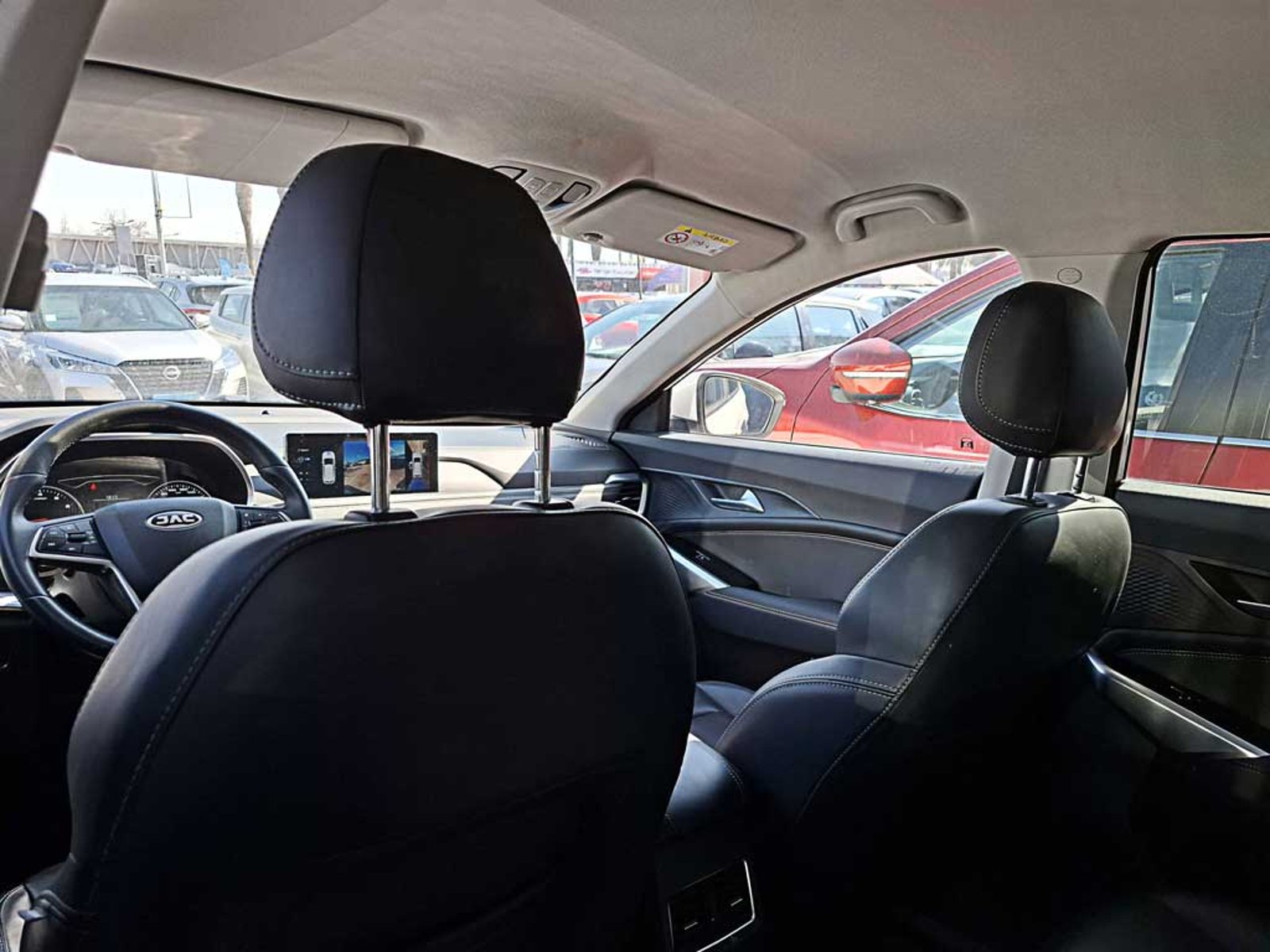 JAC JS8 1.5 LUXURY SE 6 MT 2024 - Imagen 16 de 20