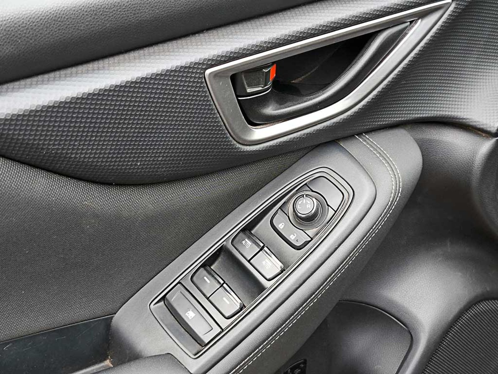 Subaru FORESTER 2.0 X AT 4X4 2024 - Imagen 15 de 20