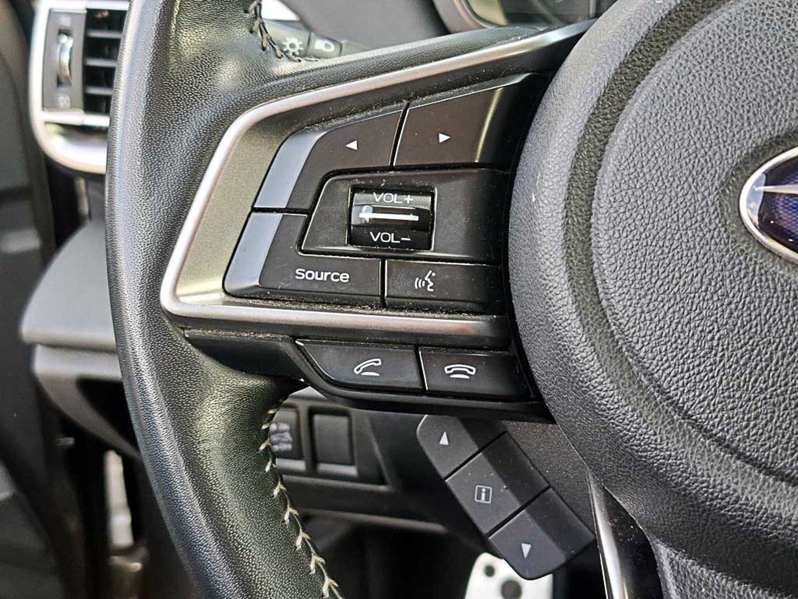 SUBARU OUTBACK (IN) 2.5 TOURING GARDX AT 4X4 2022 - Imagen 17 de 20