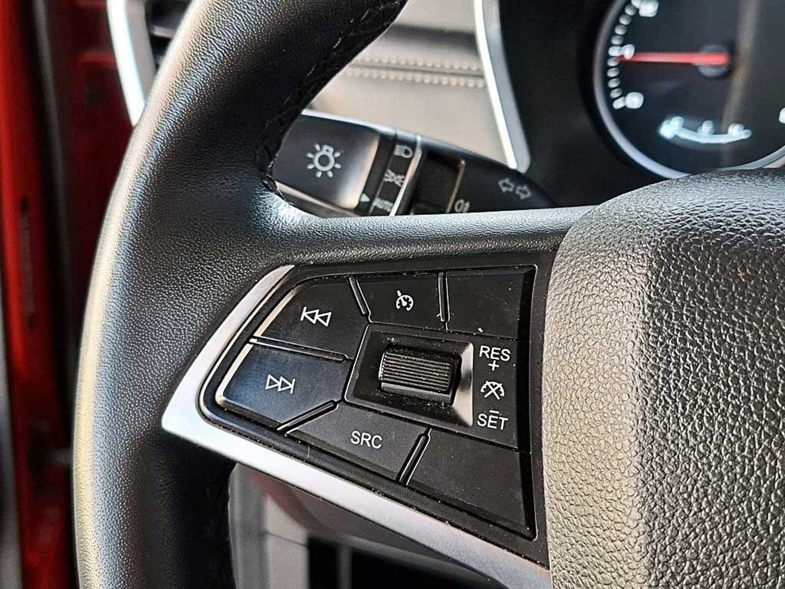JAC JS8 (IN) 1.5 LUXURY SE 6 MT 2024 - Imagen 16 de 20