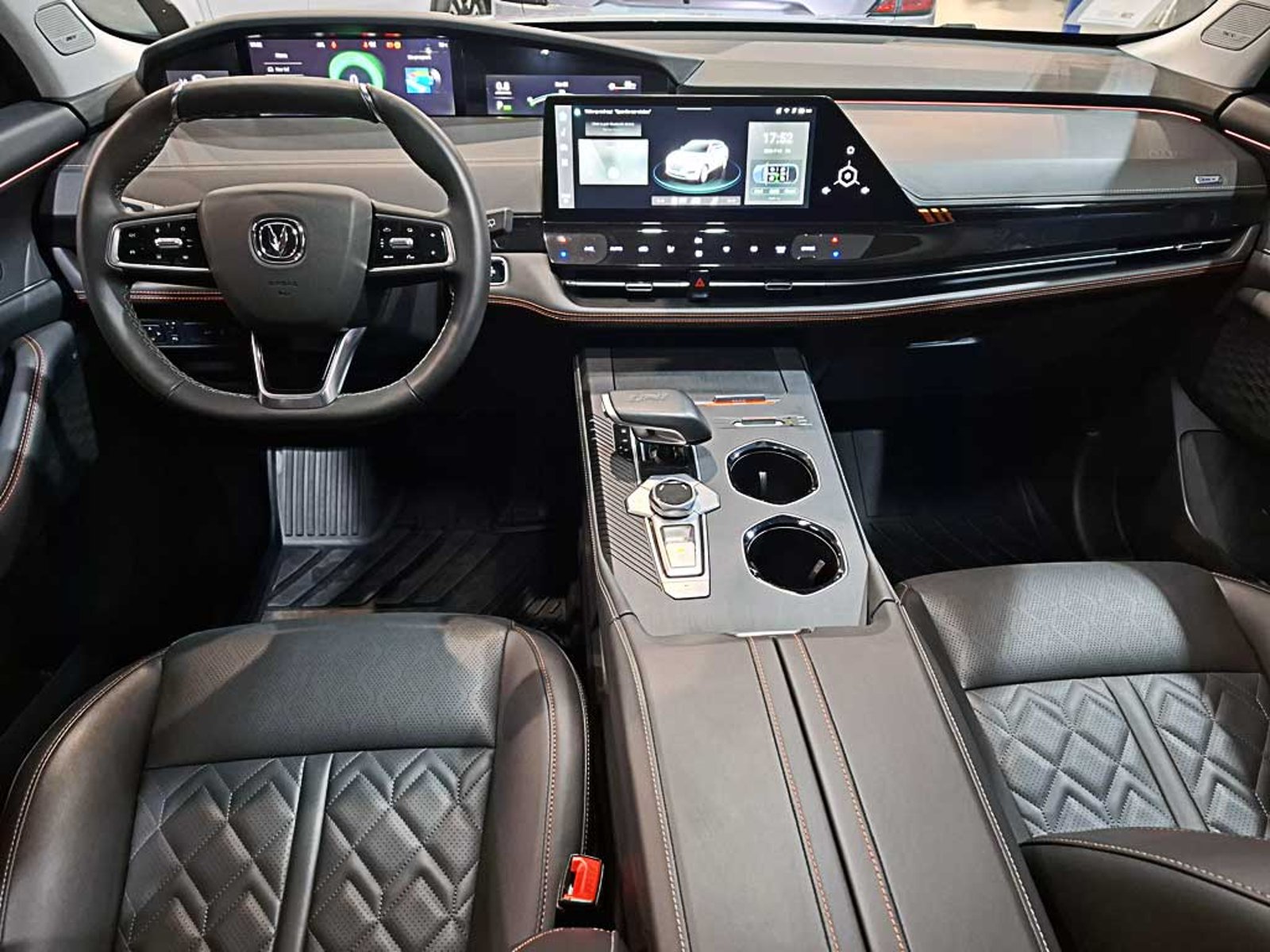Changan UNI-K 2.0 T ELITE AT 2026 - Imagen 12 de 20