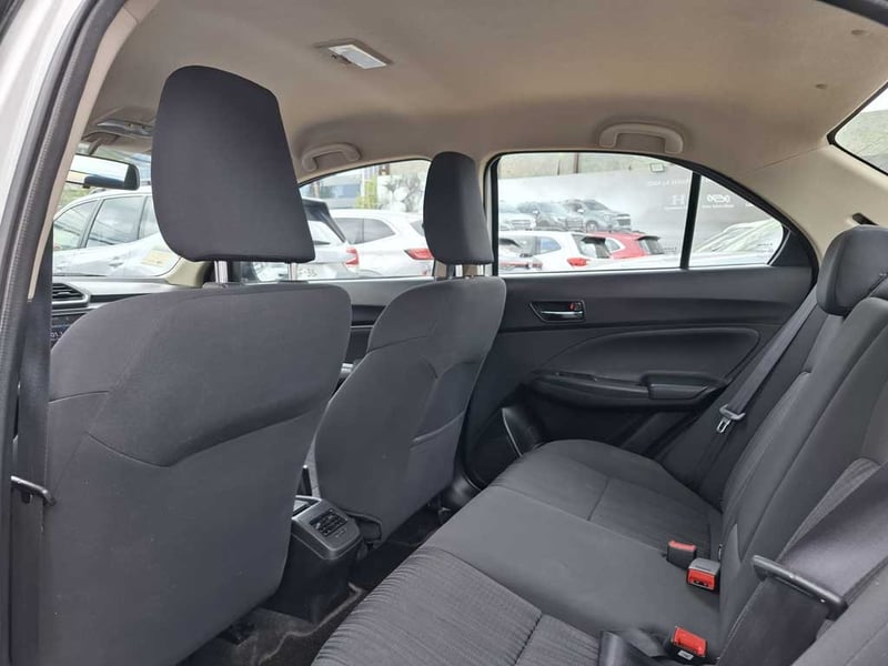 Suzuki DZIRE 1.2 GL MT 2024 - Imagen 13 de 19