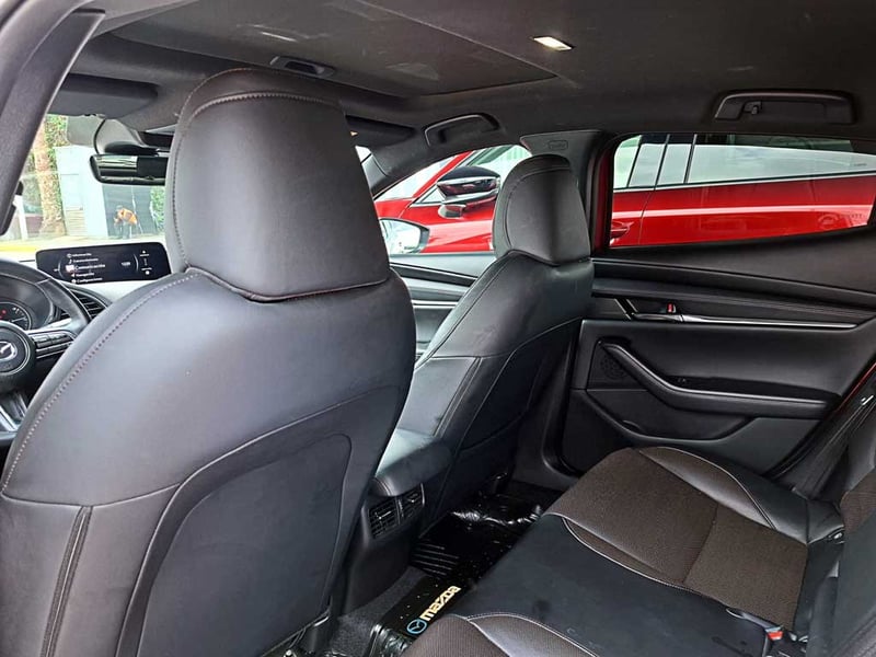 Mazda 3 SPORT 2.5 SPORT HIGH AT 2025 - Imagen 15 de 20
