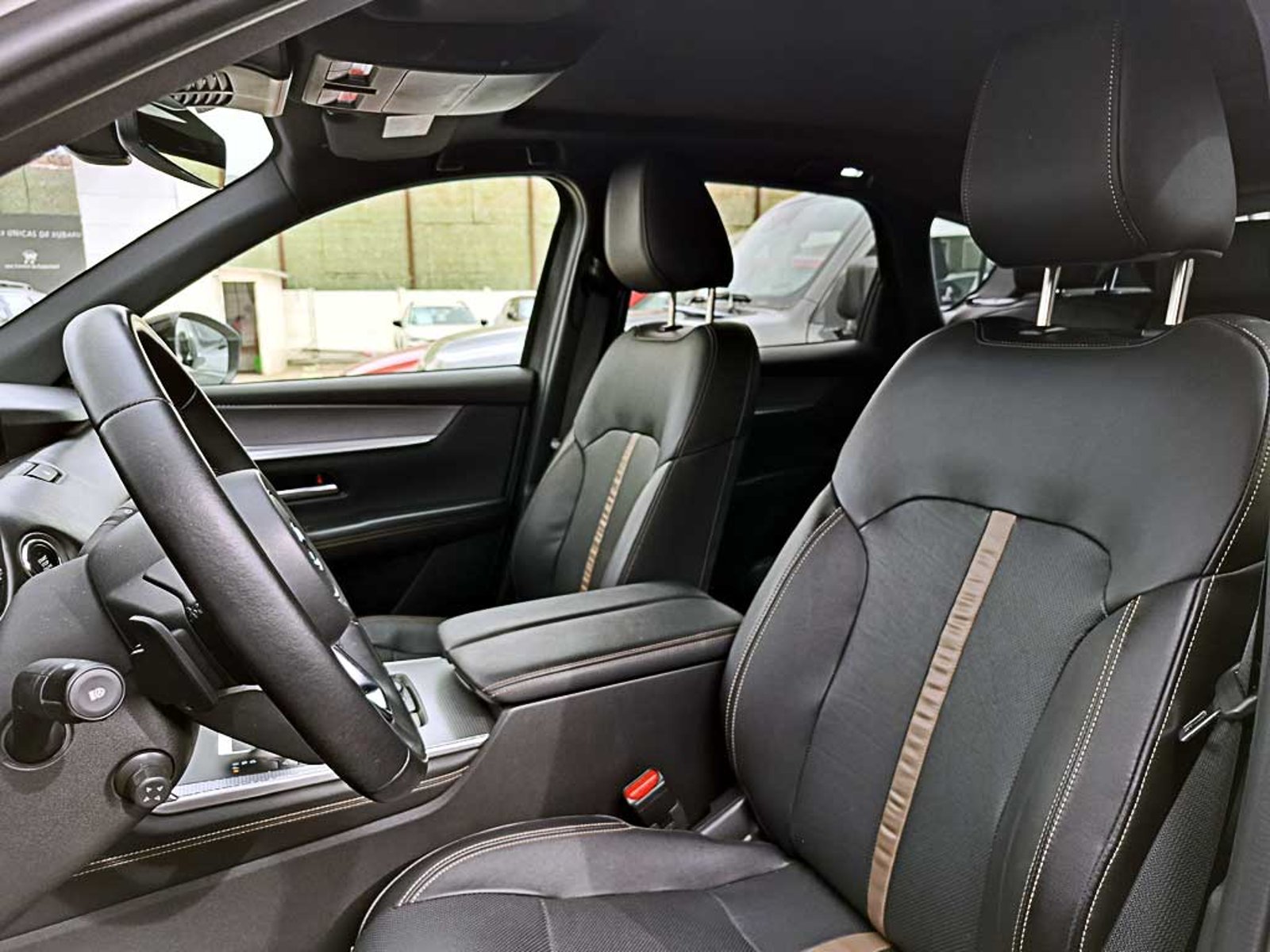 Mazda CX-60 3.3 MHEV PREMIUM SPORT AWD AT 5P 2025 - Imagen 14 de 18