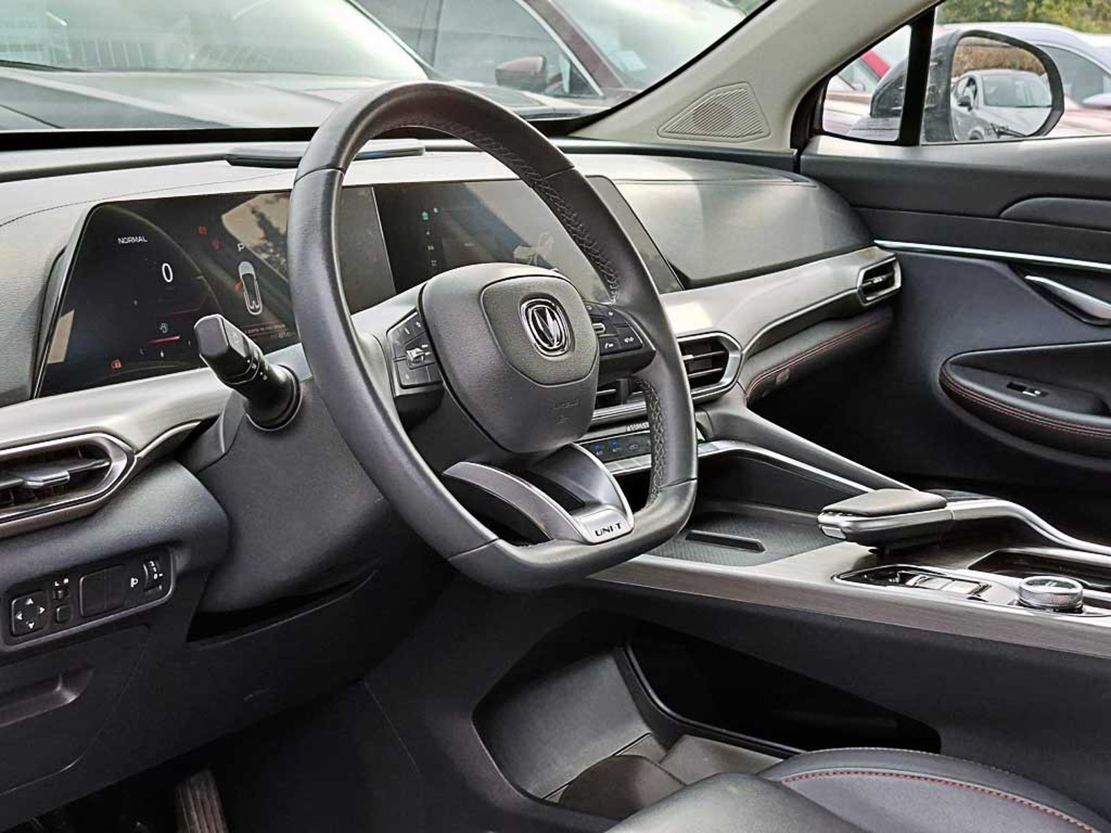 CHANGAN UNI-T (IN) 1.5 Luxury 2024 - Imagen 10 de 20