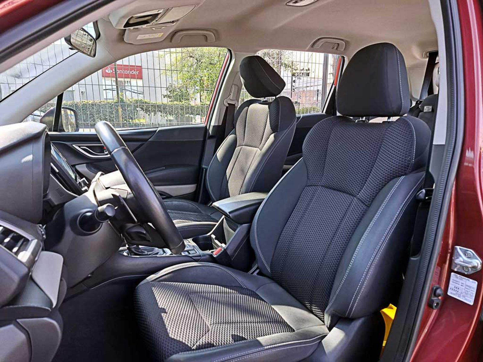 Subaru FORESTER 2.0i AWD CVT XS 2024 - Imagen 17 de 20