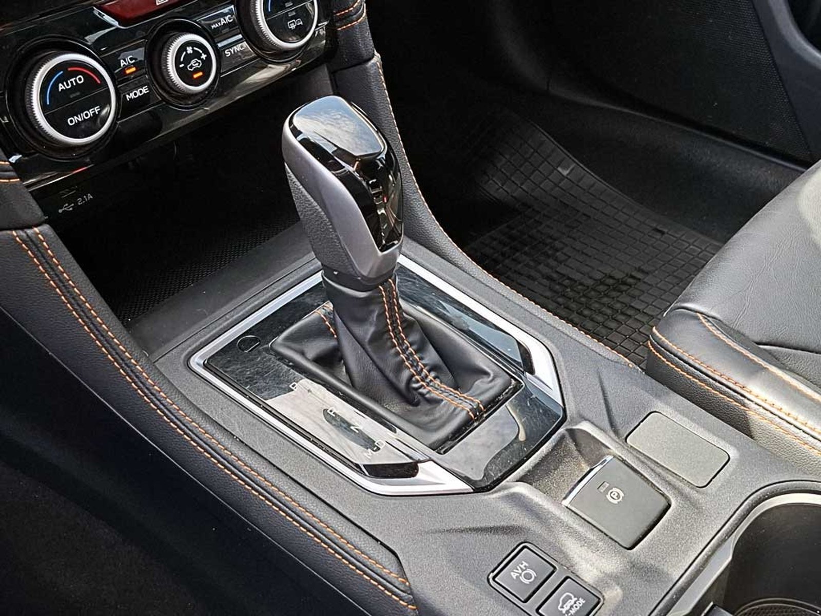 SUBARU XV (IN) 2.0 AWD LIMITED EYESIGHT AT 4X4 2023 - Imagen 17 de 19