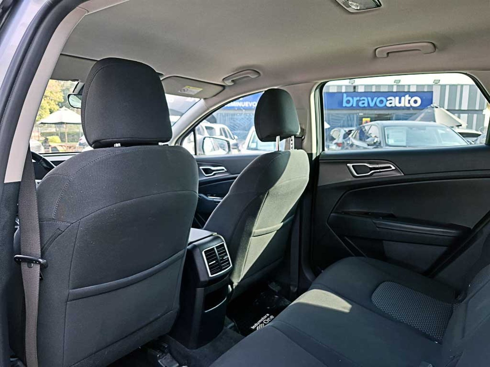 KIA SPORTAGE 2.0L SPORTAGE EX GSL 6AT CI 2023 - Imagen 13 de 20