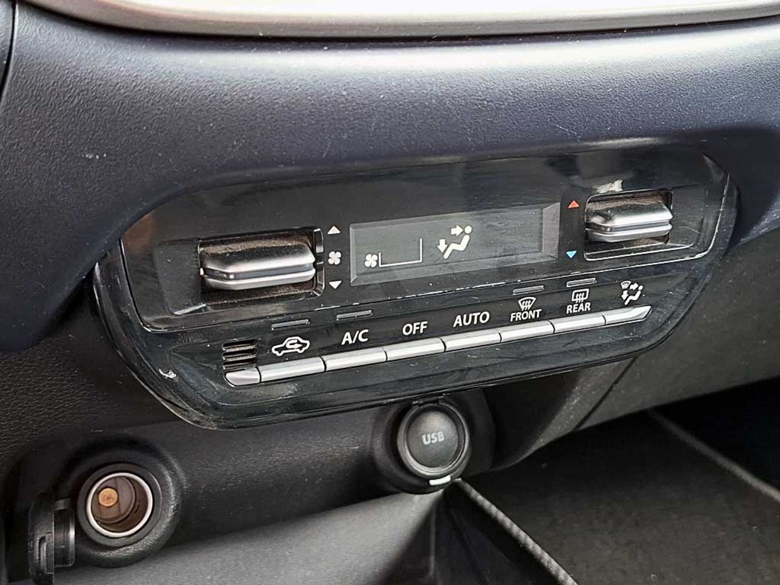 SUZUKI BALENO (IN) 1.5 GLS 2024 - Imagen 18 de 19