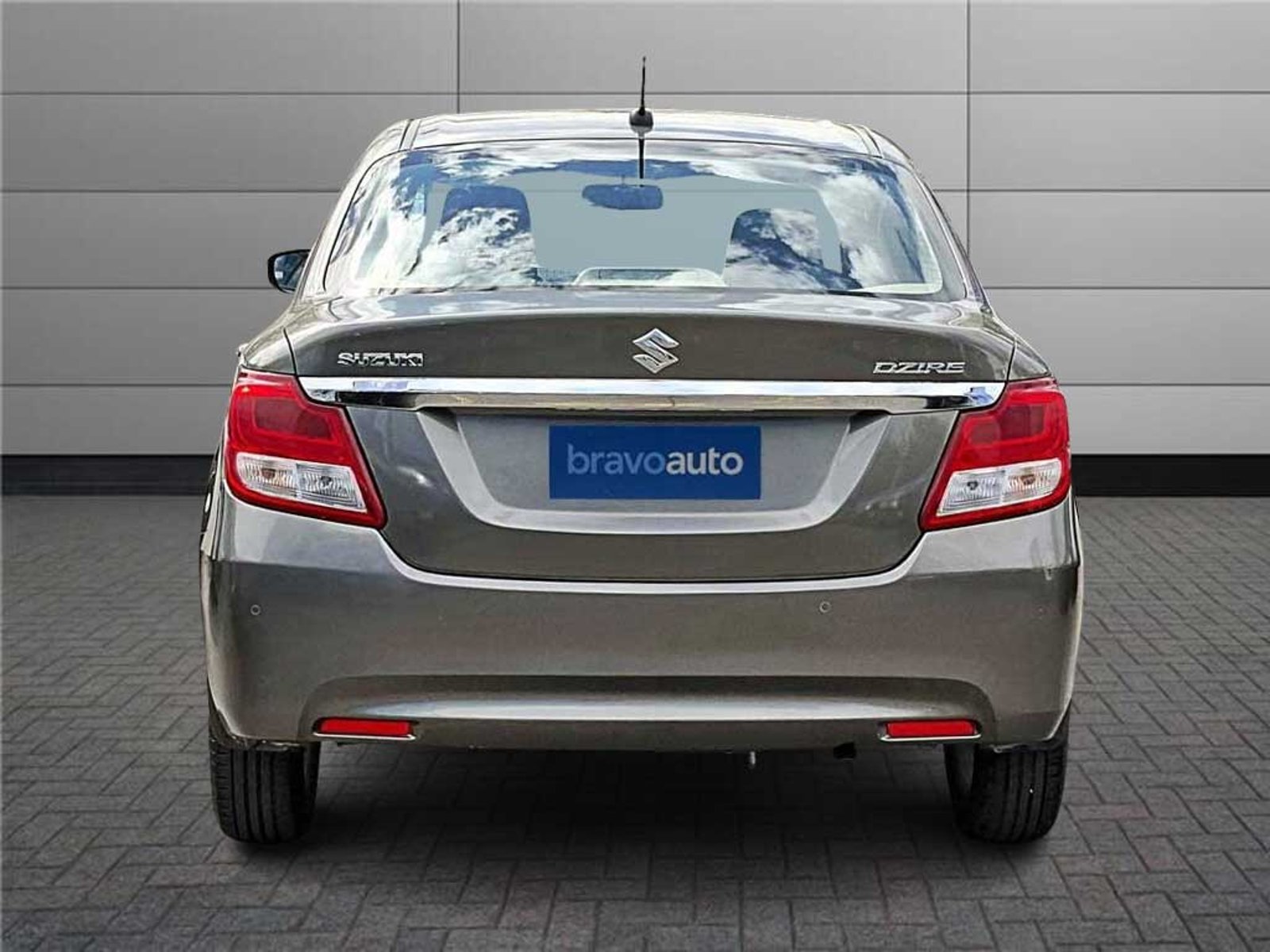 Suzuki DZIRE 1.2 GL MT 2024 - Foto 3 de 19