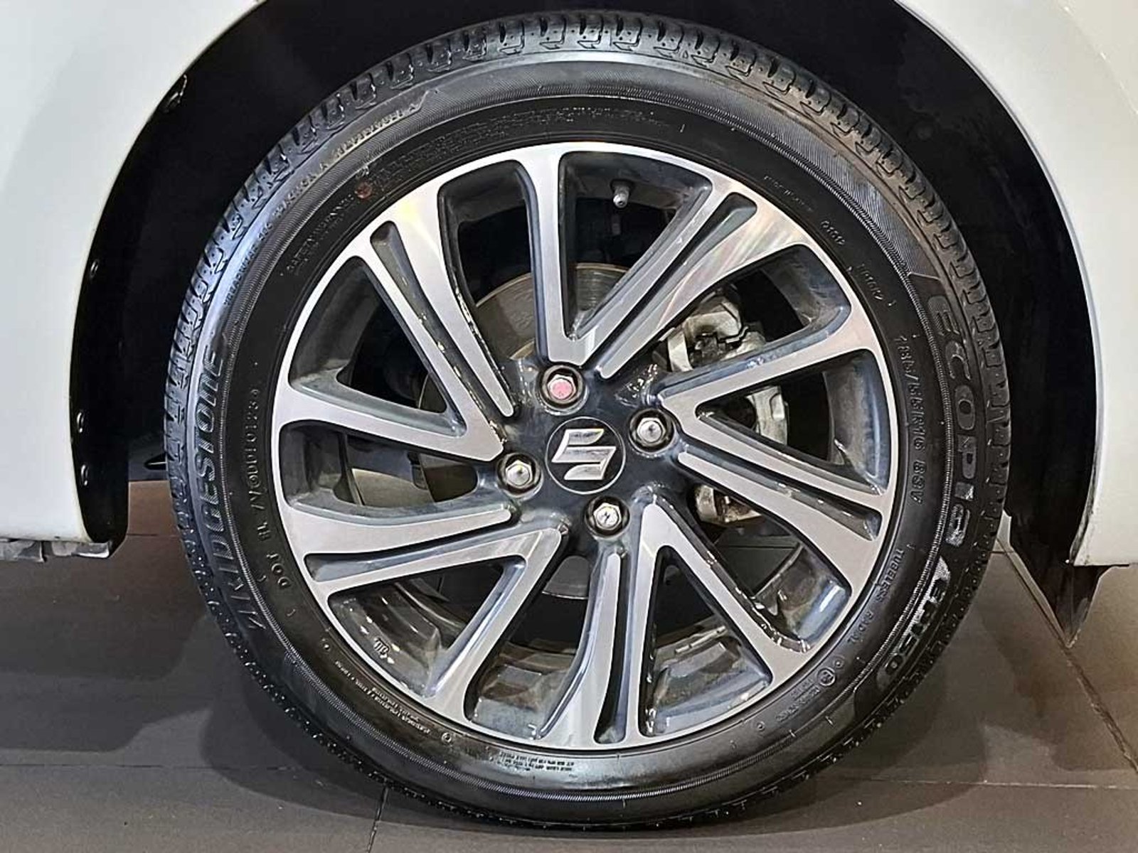 SUZUKI SWIFT 1.2 GLX PLUS AT 2023 - Imagen 8 de 20