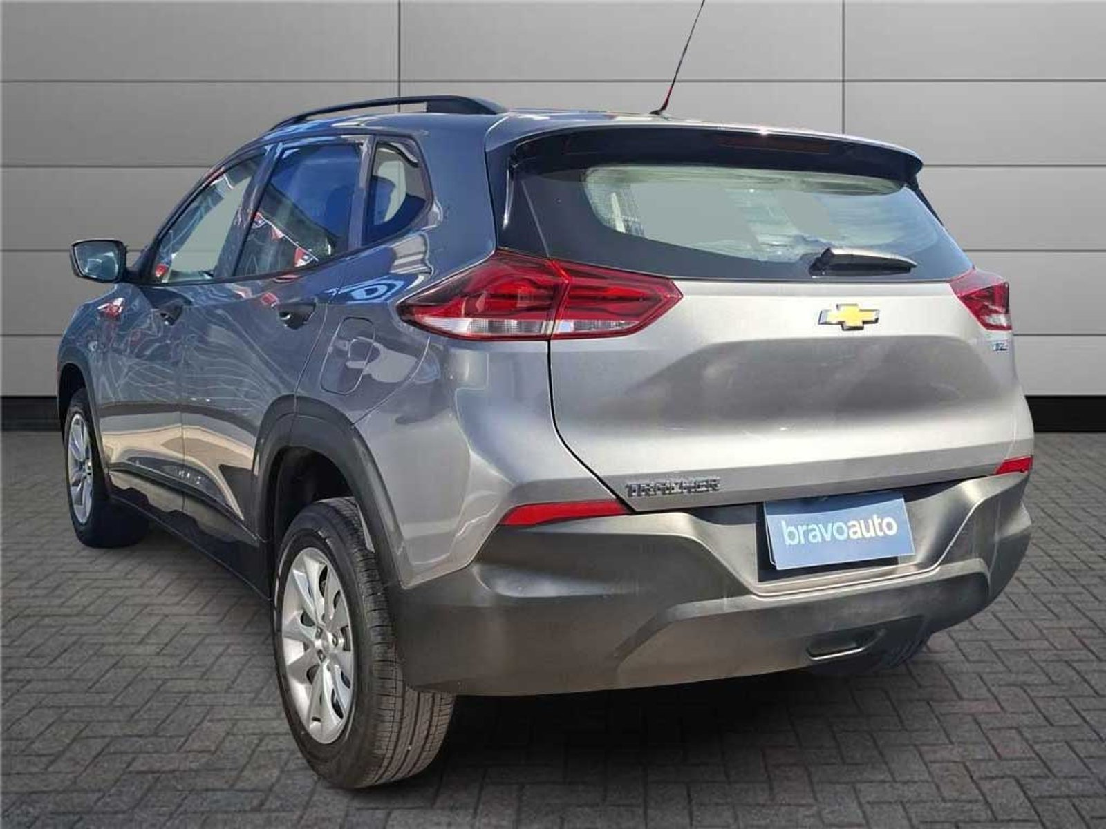 Chevrolet TRACKER 1.2 LS MT 2022 - Foto 2 de 20