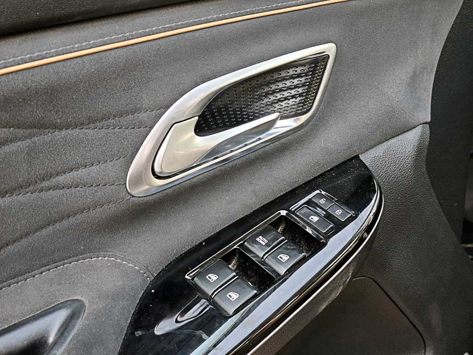CHANGAN X7 PLUS 1.5 T LUXURY MT 2024 - Imagen 11 de 20