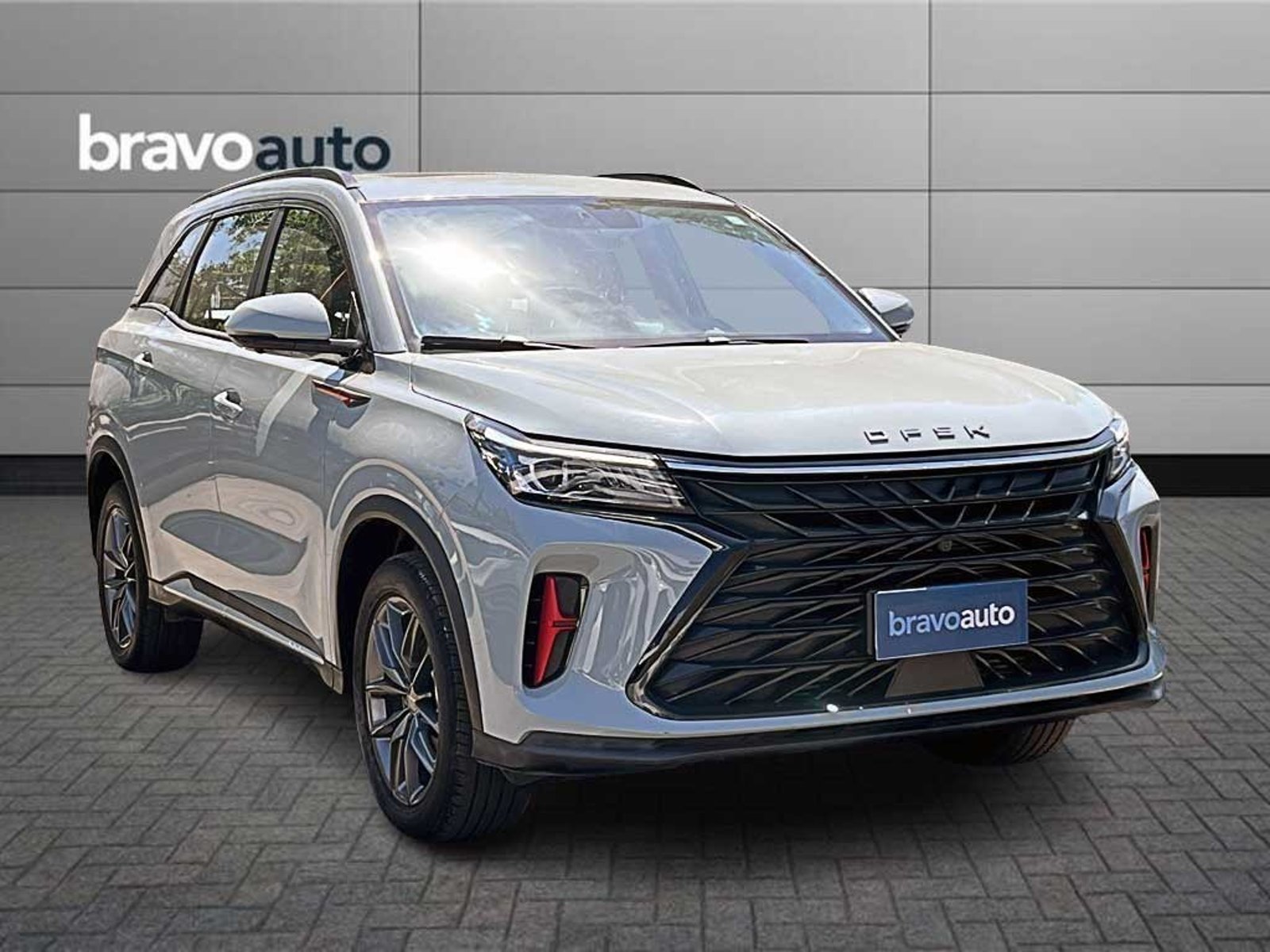DFSK SUV 600 (IN) 1.5 T COMFORT AT 2024 - Foto 5 de 20