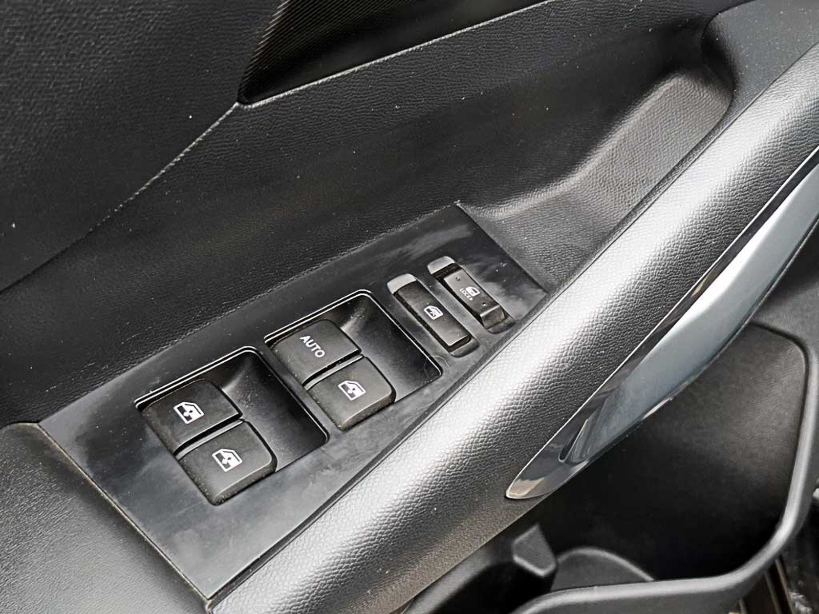 CHANGAN HUNTER 1.9T MT 4X4 ELITE SPORT 2023 - Imagen 20 de 20
