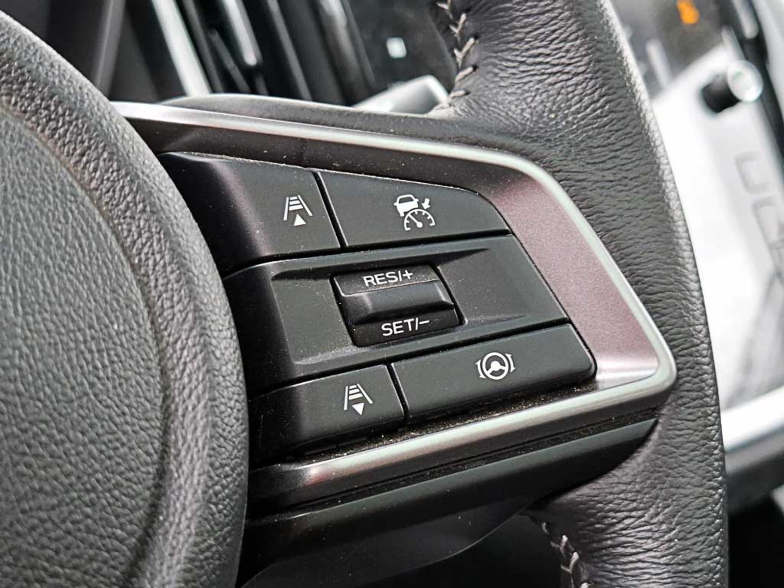Subaru EVOLTIS (IN) 2.4 T LIMITED GARDX AT 4X4 2025 - Imagen 18 de 20