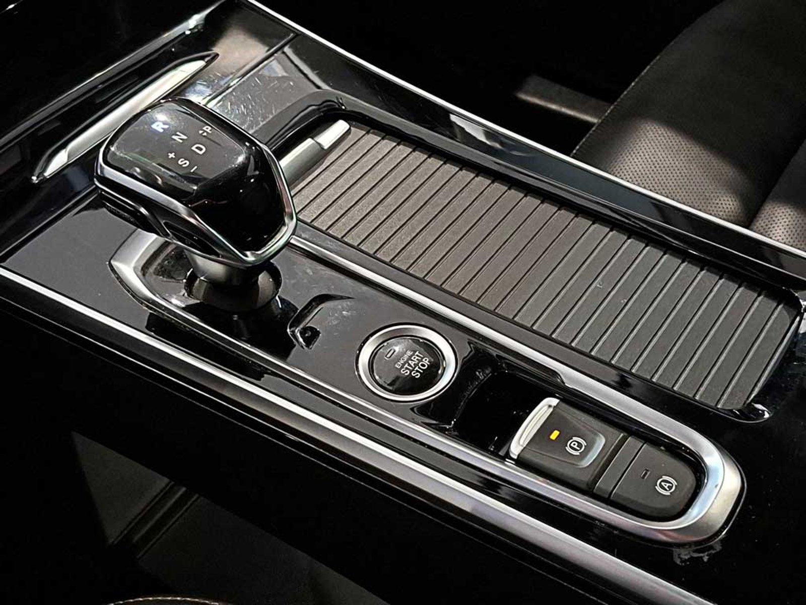 JAC JS8 1.5 LUXURY SE 6 MT 2024 - Imagen 18 de 19