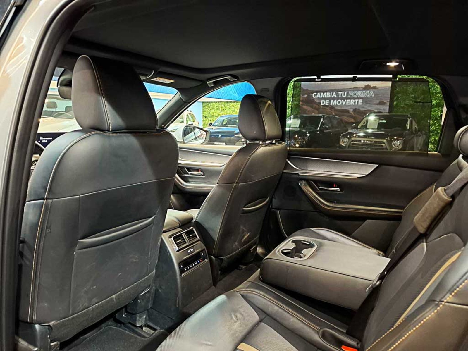 Mazda CX-90 3.3 SIGNATURE AT 4X4 HIBRIDO 2025 - Imagen 15 de 20