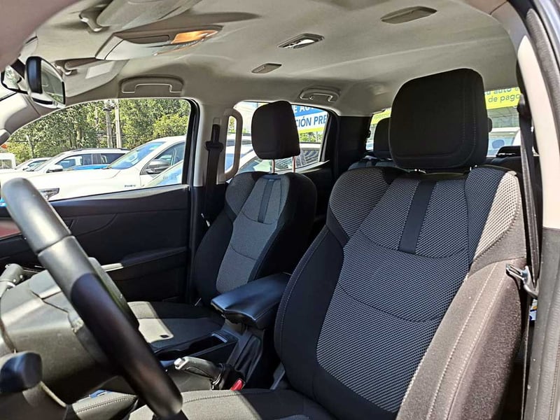 Mazda BT-50 3.0 DC HIGH AT 4X4 DIESEL 2025 - Imagen 16 de 20