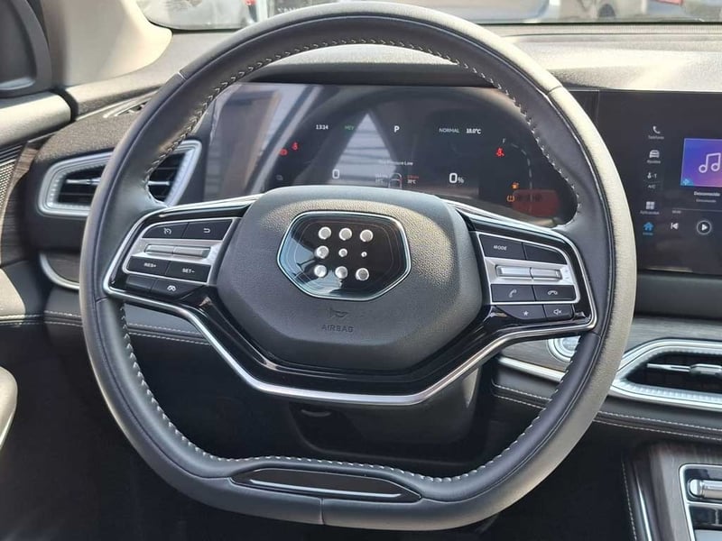 DFSK 600 PHEV 1.5 ELITE AT HIBRIDO 2025 - Imagen 8 de 17